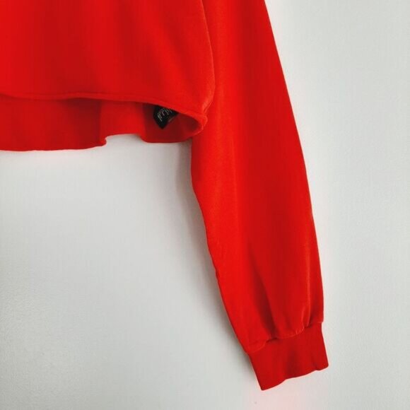 Divided by H&M | 1990 Gold Lion Print Crop Long Slv Crewneck Pullover Top Red M - Picture 4 of 16
